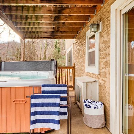 Chestnut By Avantstay Mountain Cabin W Treetop Views Hot Tub Game Room 蓋特林堡 外观 照片