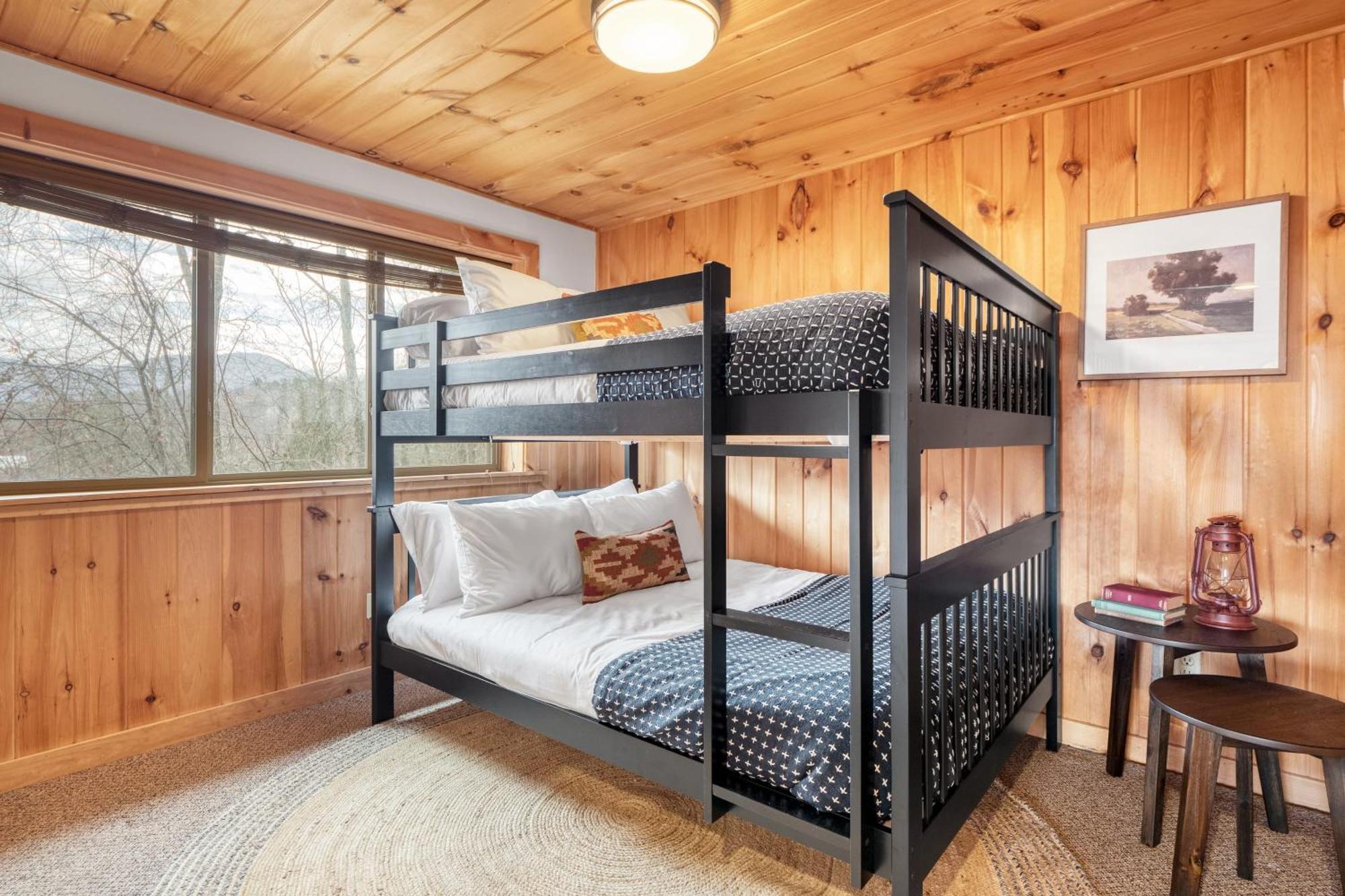 Chestnut By Avantstay Mountain Cabin W Treetop Views Hot Tub Game Room 蓋特林堡 外观 照片