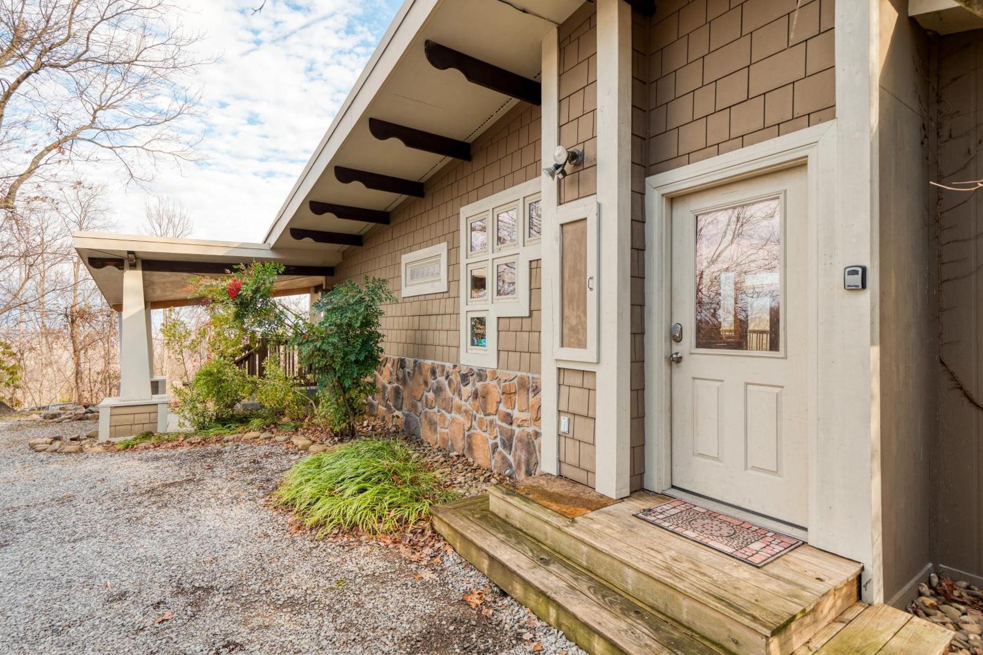 Chestnut By Avantstay Mountain Cabin W Treetop Views Hot Tub Game Room 蓋特林堡 外观 照片