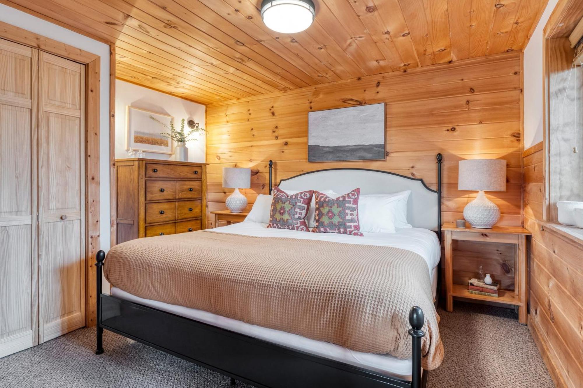 Chestnut By Avantstay Mountain Cabin W Treetop Views Hot Tub Game Room 蓋特林堡 外观 照片