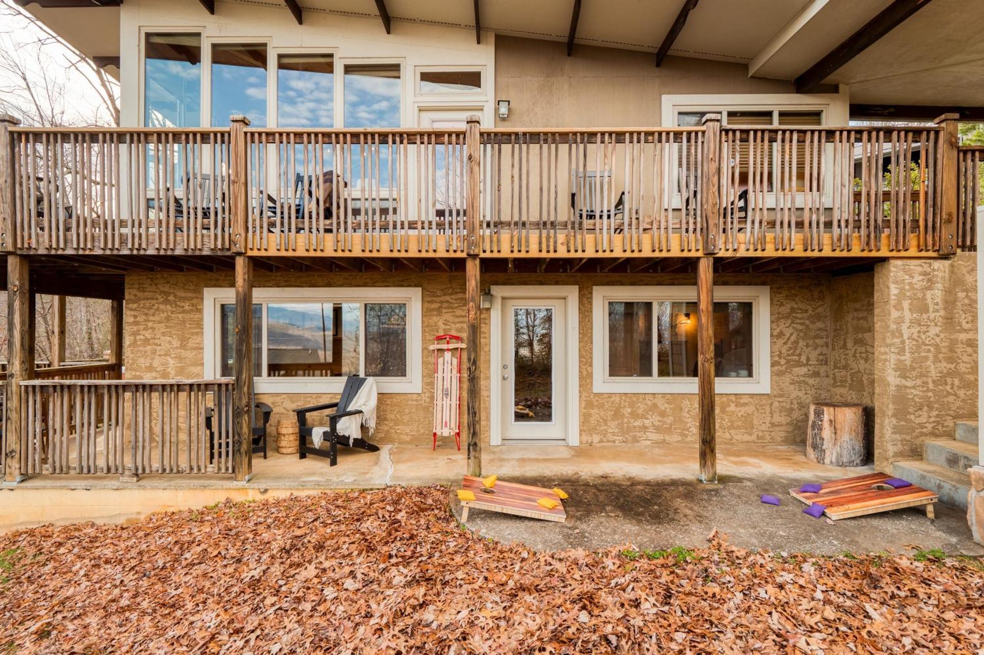 Chestnut By Avantstay Mountain Cabin W Treetop Views Hot Tub Game Room 蓋特林堡 外观 照片