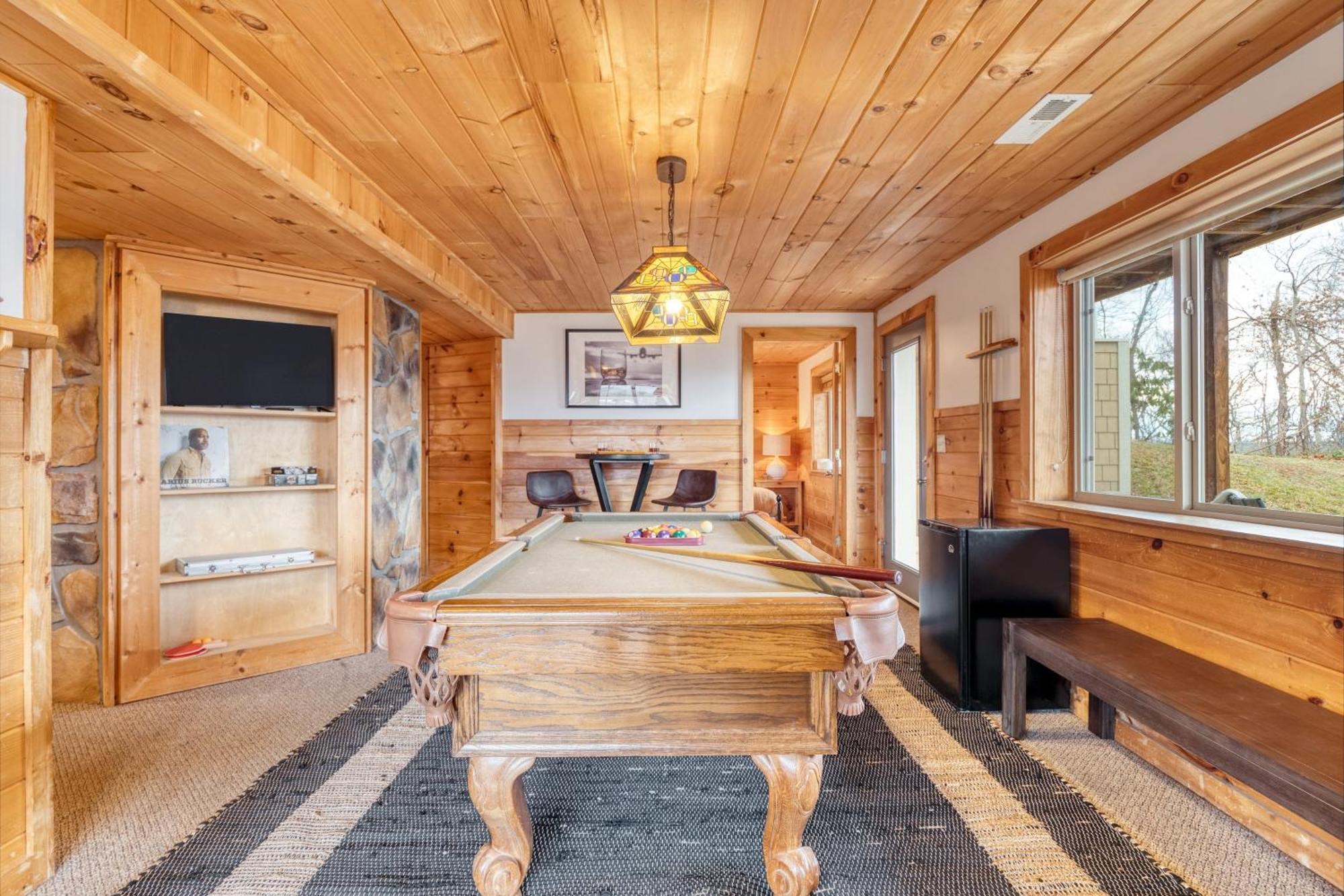Chestnut By Avantstay Mountain Cabin W Treetop Views Hot Tub Game Room 蓋特林堡 外观 照片