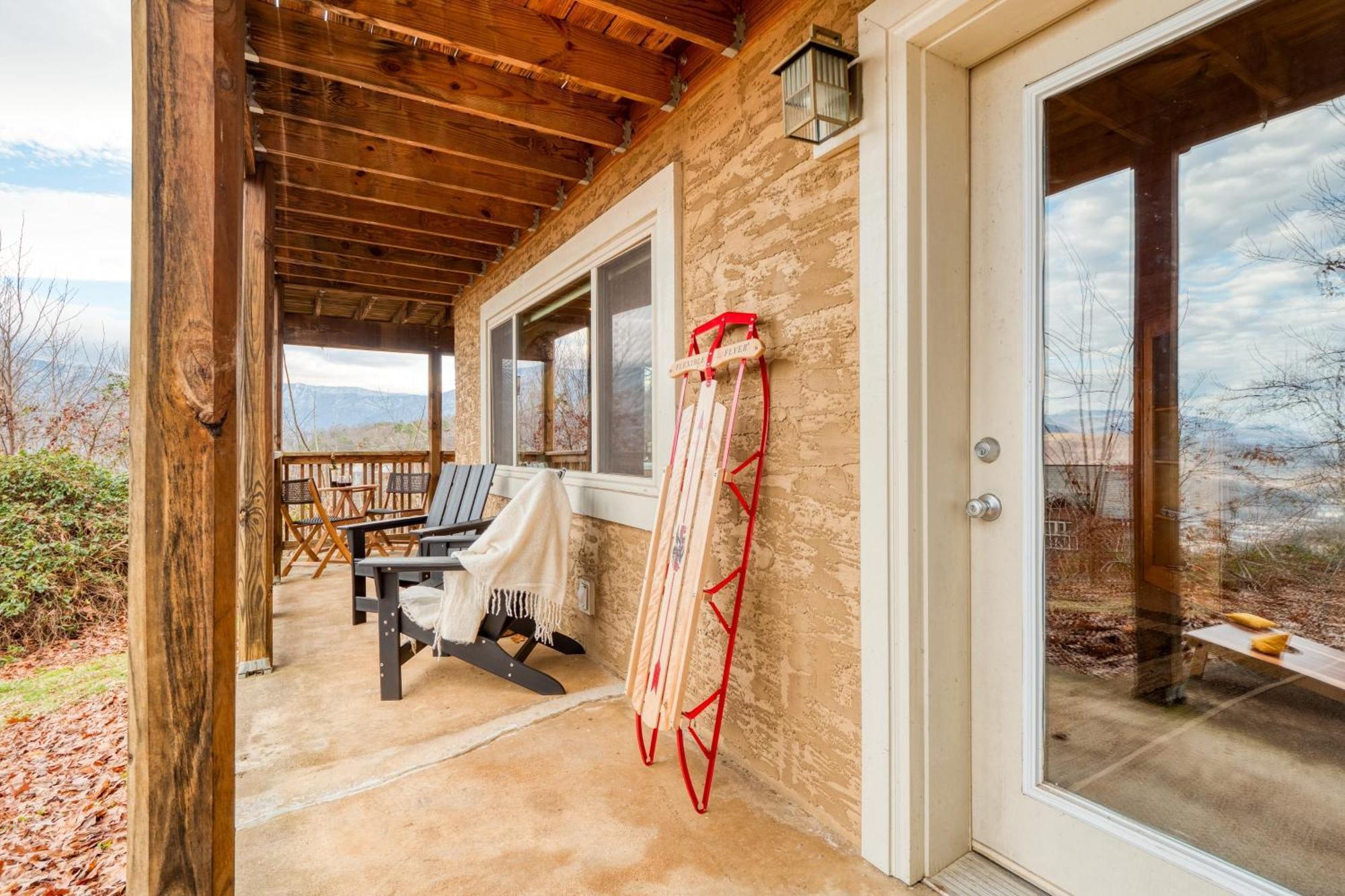 Chestnut By Avantstay Mountain Cabin W Treetop Views Hot Tub Game Room 蓋特林堡 外观 照片